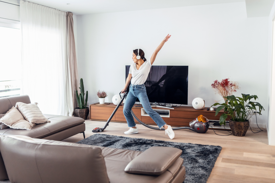 hoarding cleaning expert help erin's tidy cleaning co los Angeles